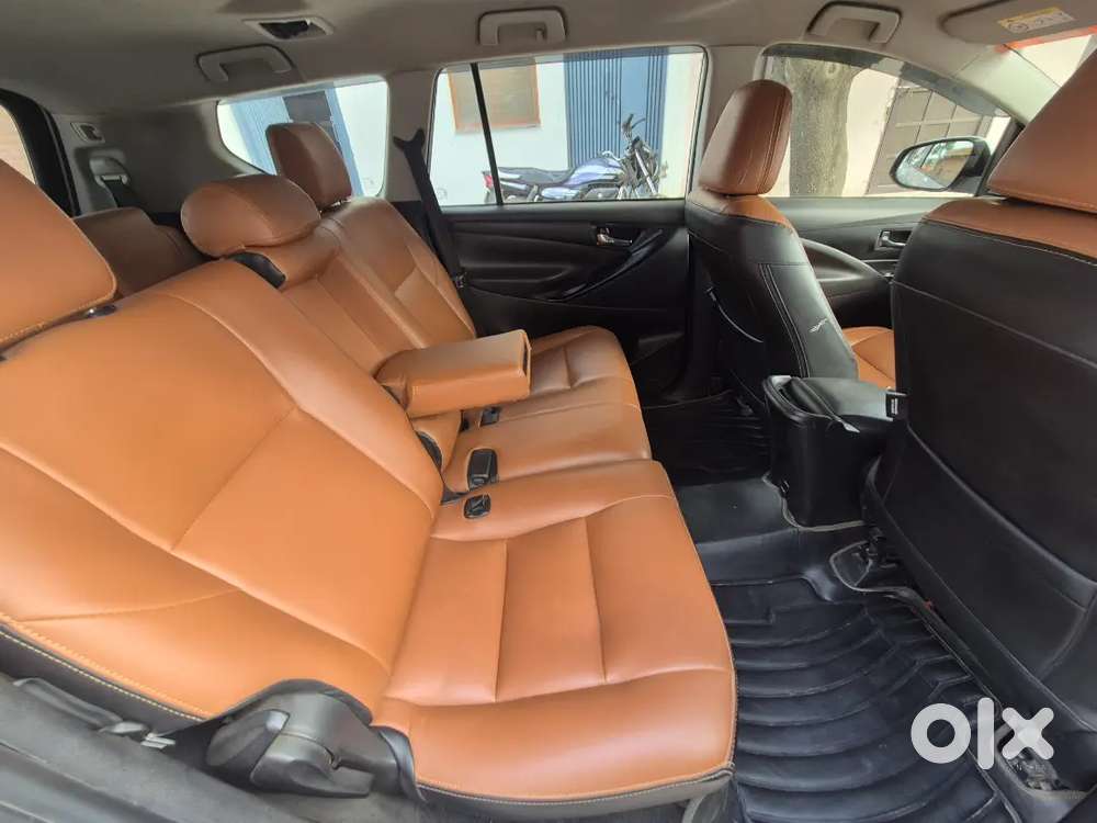 Toyota Innova Crysta 2.4 2021