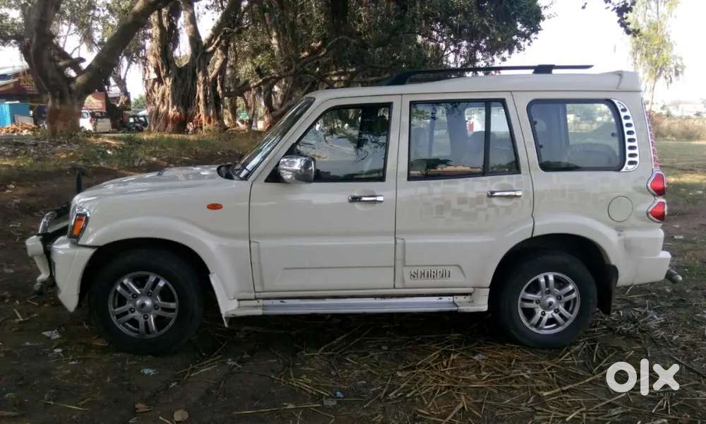 Mahindra Scorpio Vlx 2013