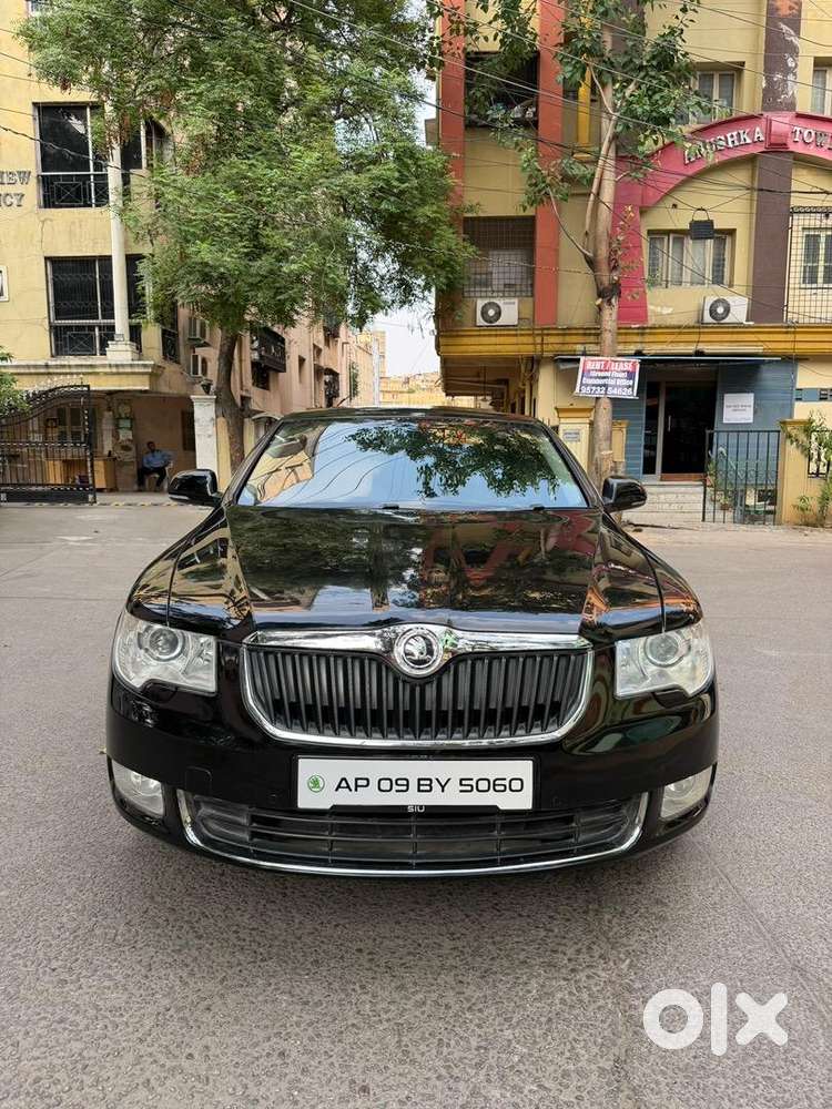 Skoda Superb 2008 Petrol 60000 Km Driven