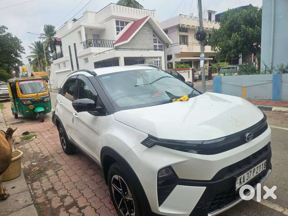 Tata Nexon 2025 Petrol 6000 Km Driven