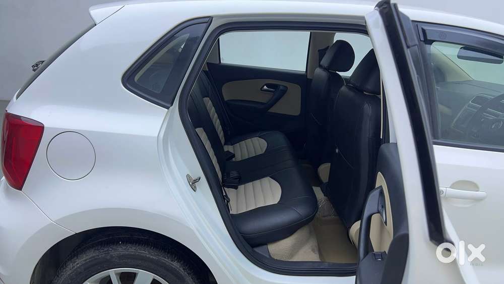 Volkswagen Polo Petrol Highline 1.2l, 2016, Petrol