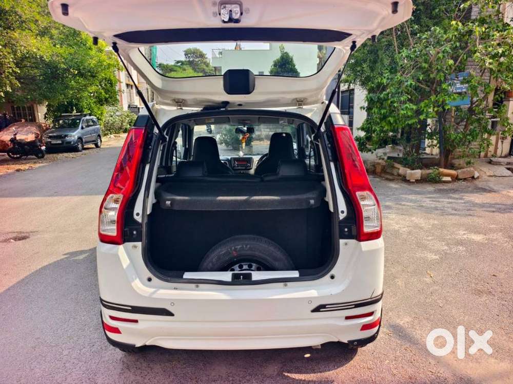 Maruti Suzuki Wagon R Zxi Automatic, 2024, Petrol