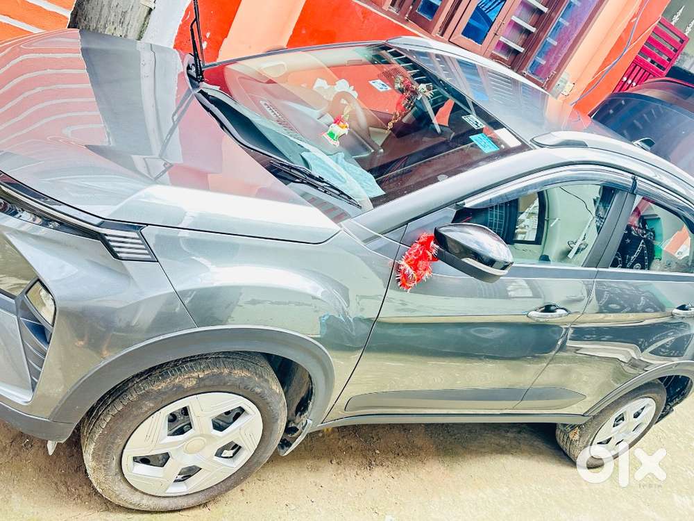 Tata Nexon Petrol 2026