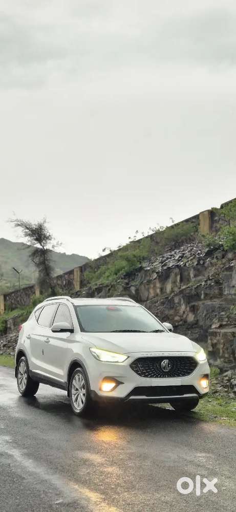 Mg Astor 2023 Petrol 42000 Km Driven