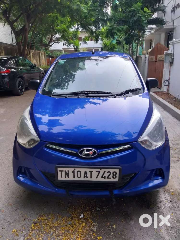 Hyundai Eon Era Plus Top And Model Petrol  2016 Last Fancy Number 1st