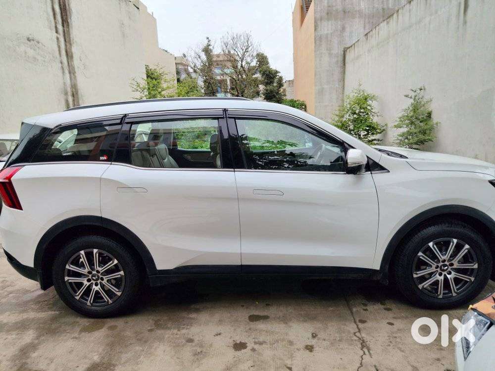 Mahindra Xuv700, 2023, Diesel