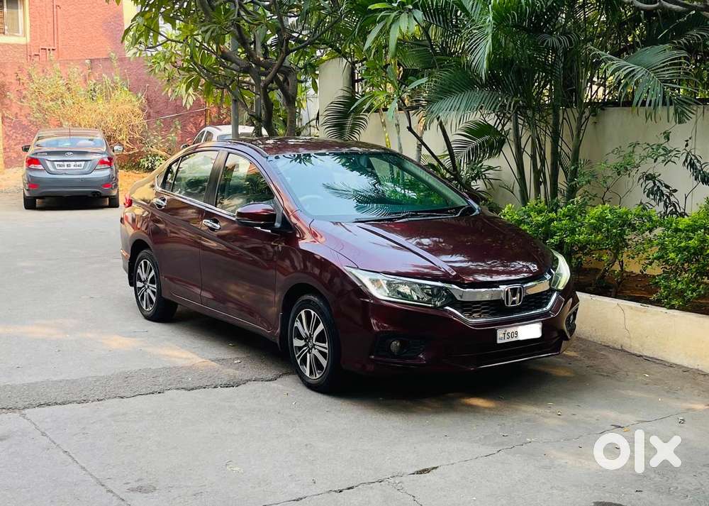 Honda City I-vtec V, 2018, Petrol