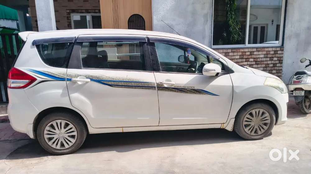 Sell Urgent Maruti Ertiga Diesel Manual 2015