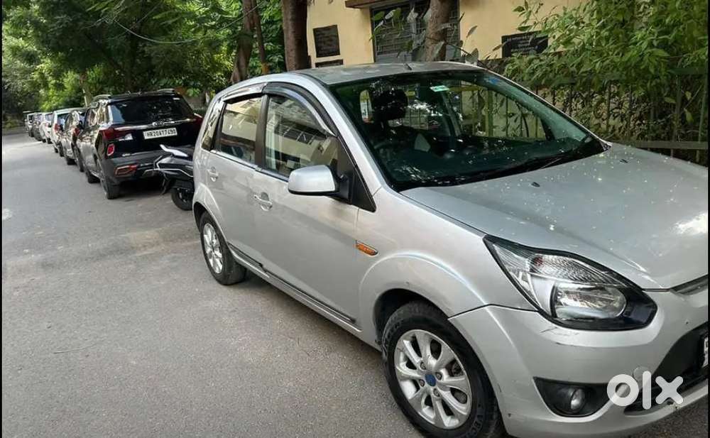 Ford Figo 2011 Manual
