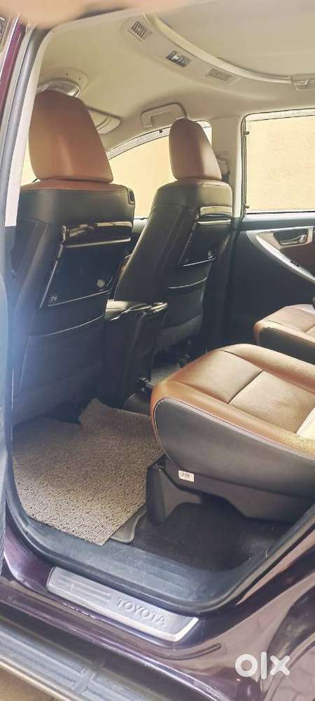 Toyota Innova Crysta 2.8z Automatic, 2019, Diesel