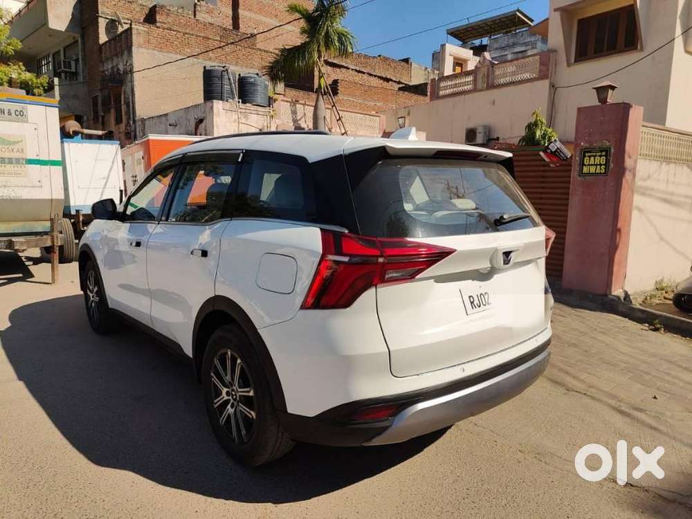 Mahindra Xuv700 2.2 Ax 7 Diesel Mt Luxury Pack Str, 2022, Diesel