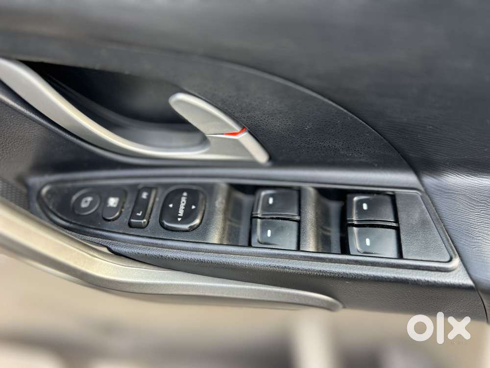 Mahindra Xuv500 2.2 W10, 2017, Diesel