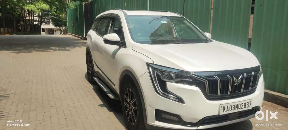 Mahindra Xuv700 2023 Petrol Well Maintained  Show Room Maintain