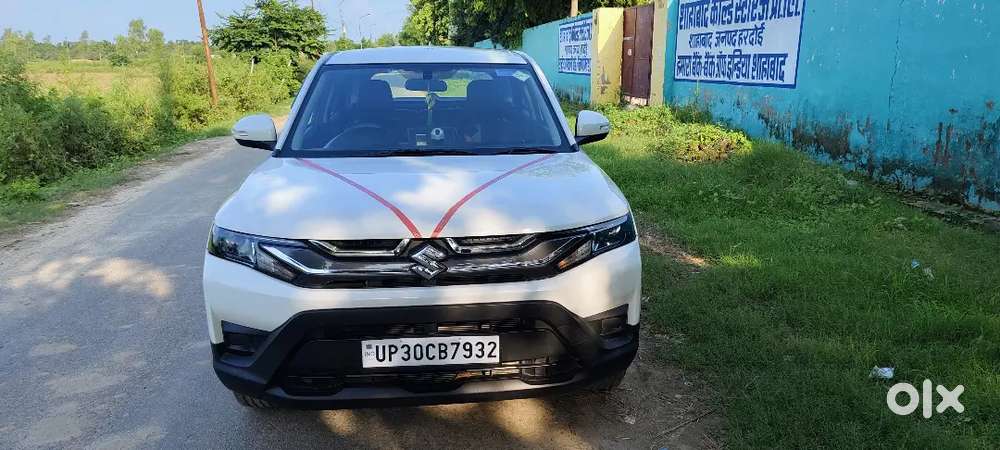 Maruti Brezza 1.5 Lxi 2025