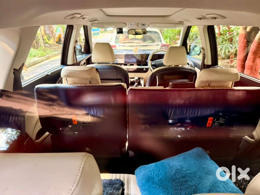Kia Carens Clavis 2025 Htx Petrol Mt