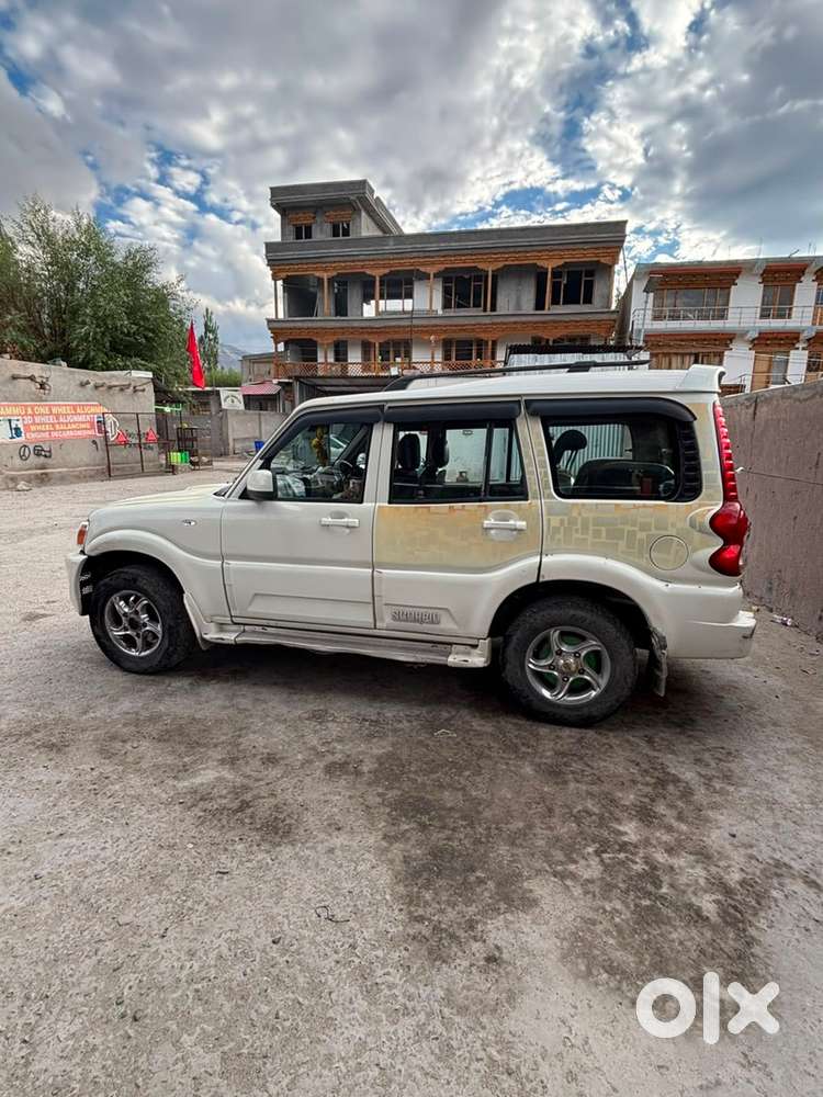 Mahindra Scorpio Diesel 2014