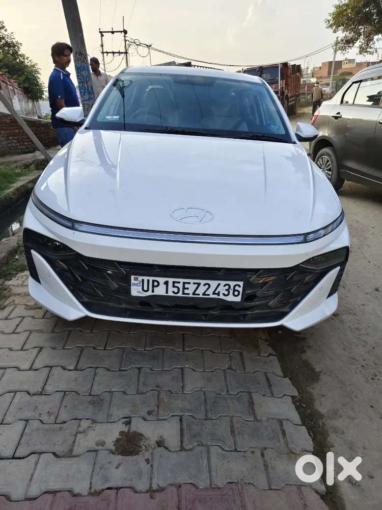 Hyundai Verna Sx 2025