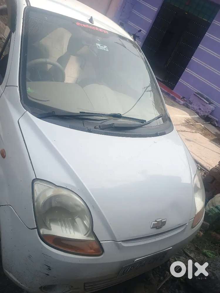 Gadi Ko Tyre Naye Hain Gadi Mein Kuchh Kharabi Nahin Hai