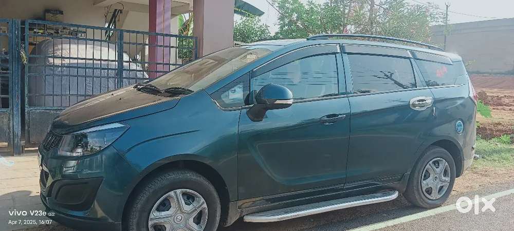 Mahindra Marazzo 2018