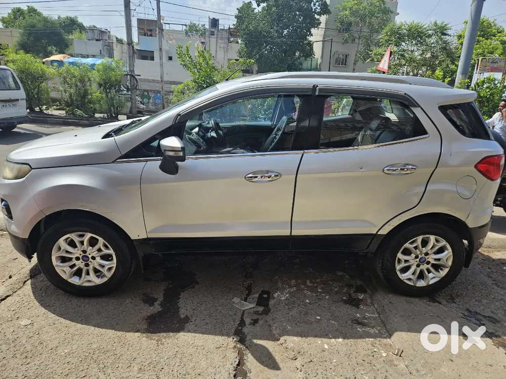 Ford Ecosport 2015 Showroom Condition