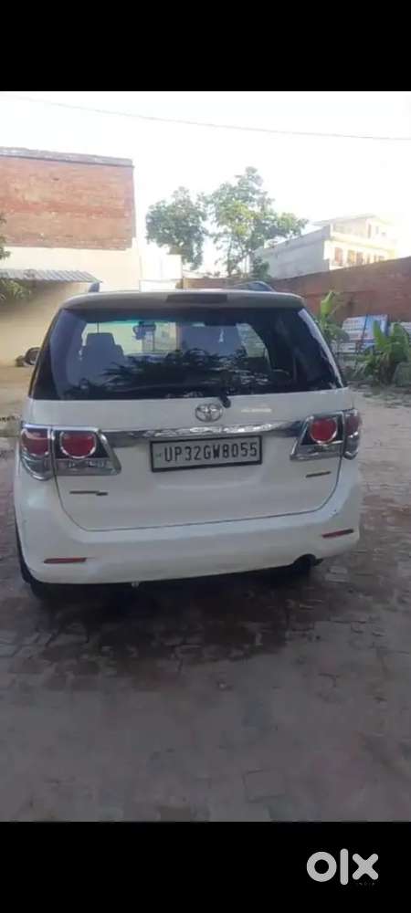 Toyota Fortuner 2016