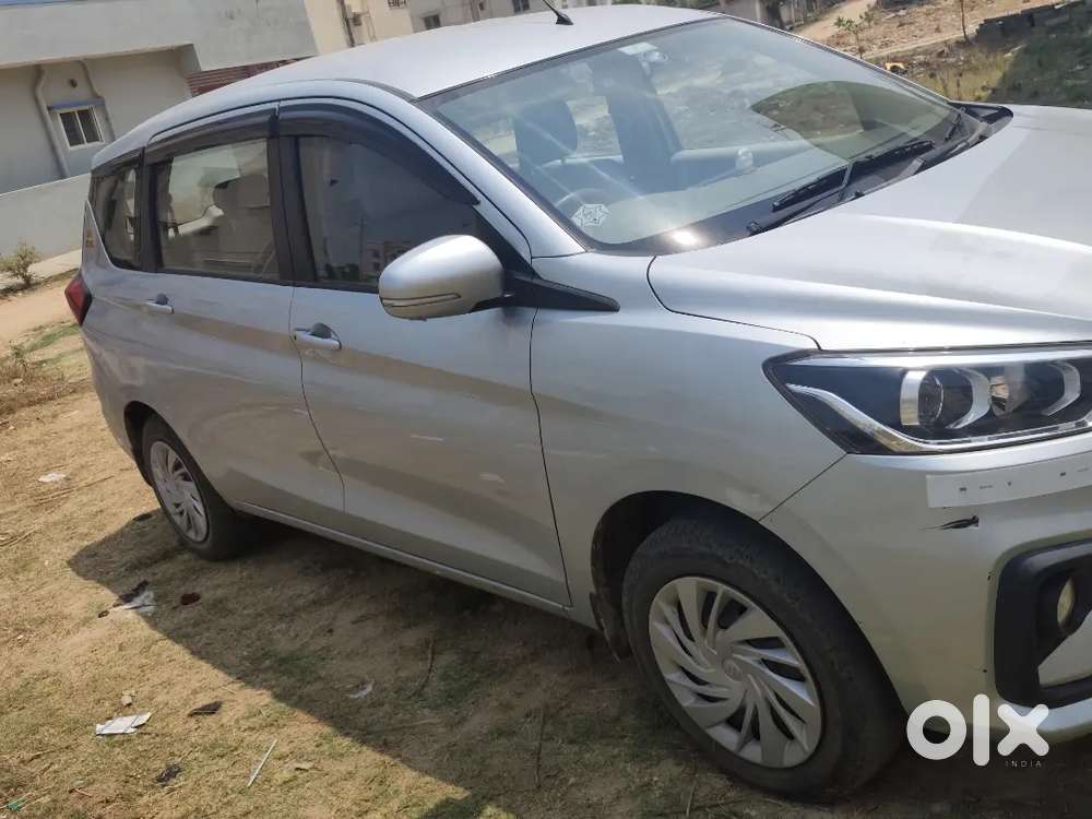 Maruti Suzuki Ertiga Vxi 2024