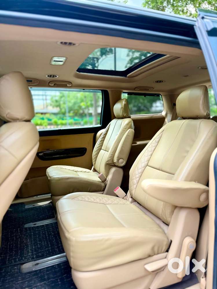 Kia Carnival Premium, 2020, Diesel