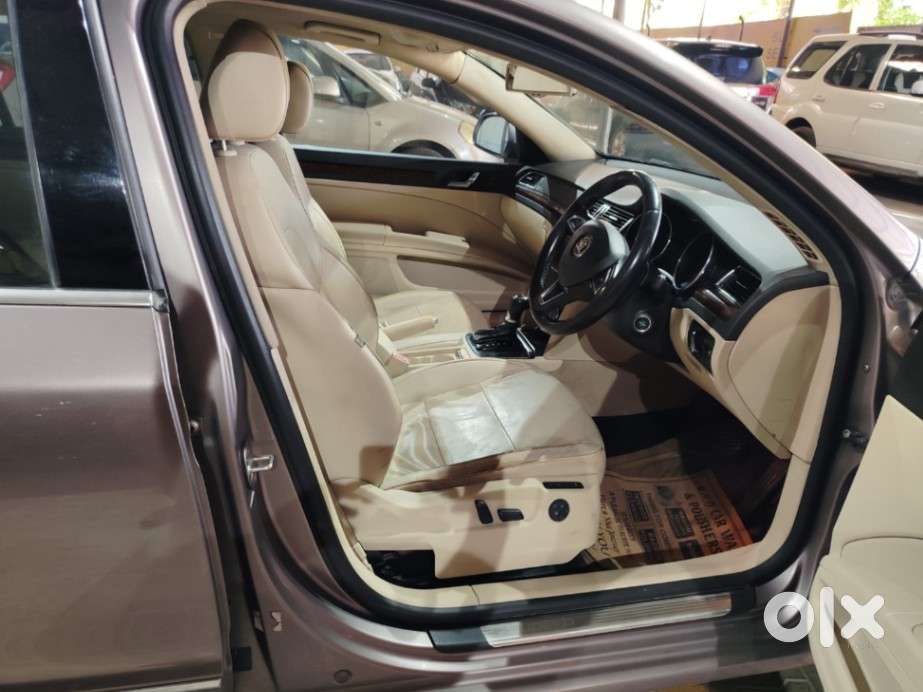 Skoda Superb 2008-2013 Elegance 1.8 Tsi At, 2014, Petrol