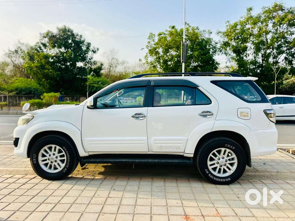 Toyota Fortuner 3.0 4x4 Manual, 2012, Diesel