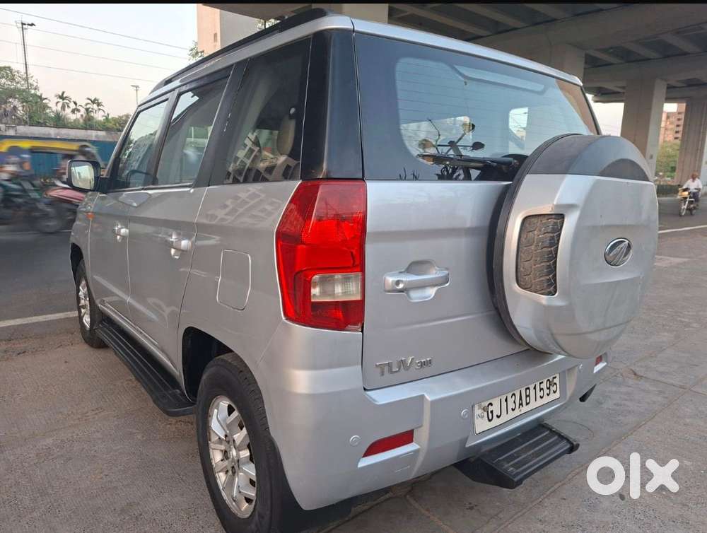 Mahindra Tuv 300 T10 Amt Dual Tone, 2016, Diesel