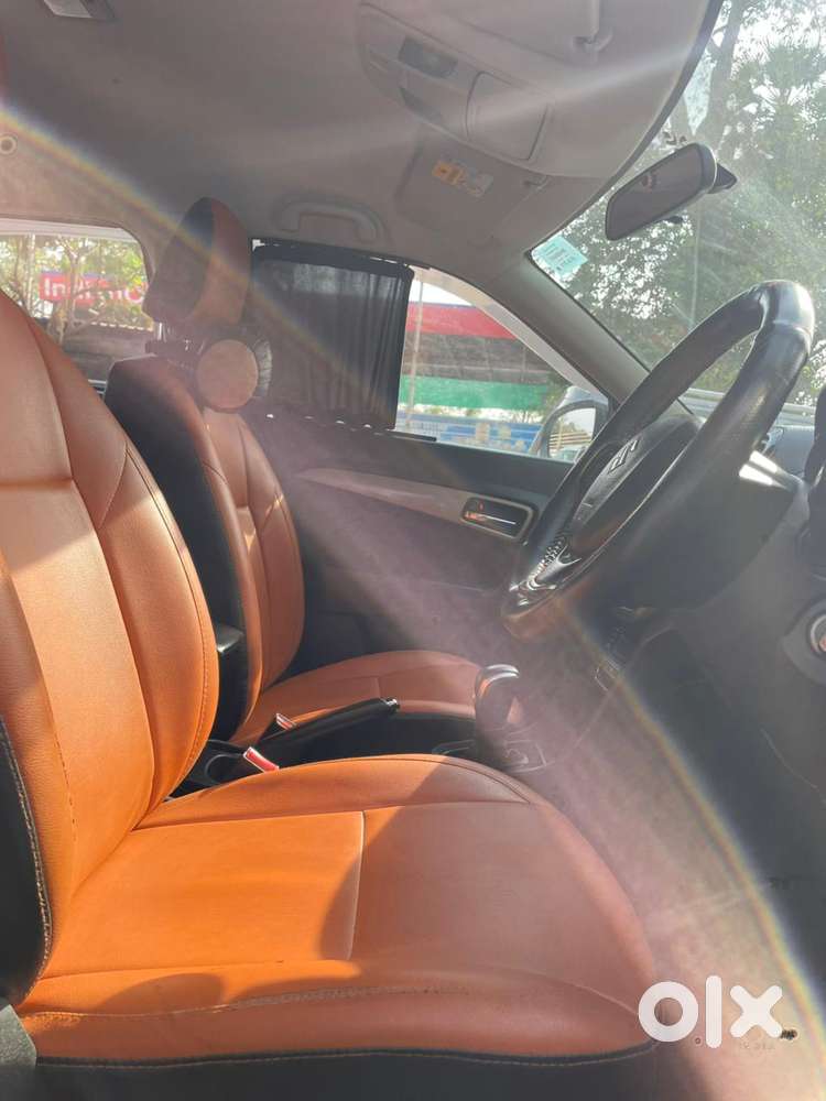 Maruti Suzuki Brezza Zdi+ Amt, 2019, Petrol