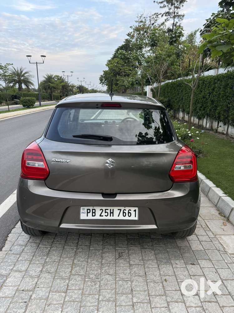 Maruti Suzuki Swift Vxi Optional, 2022, Petrol