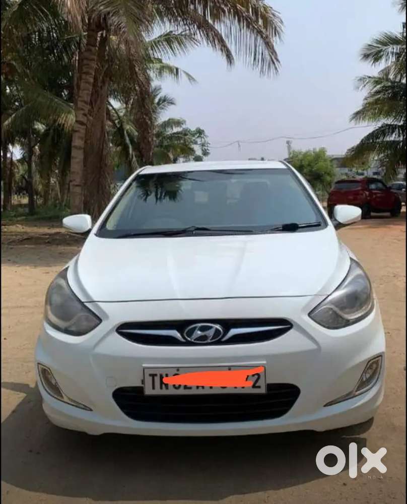 Hyundai Verna 1.6 Crdi 2012 Manual