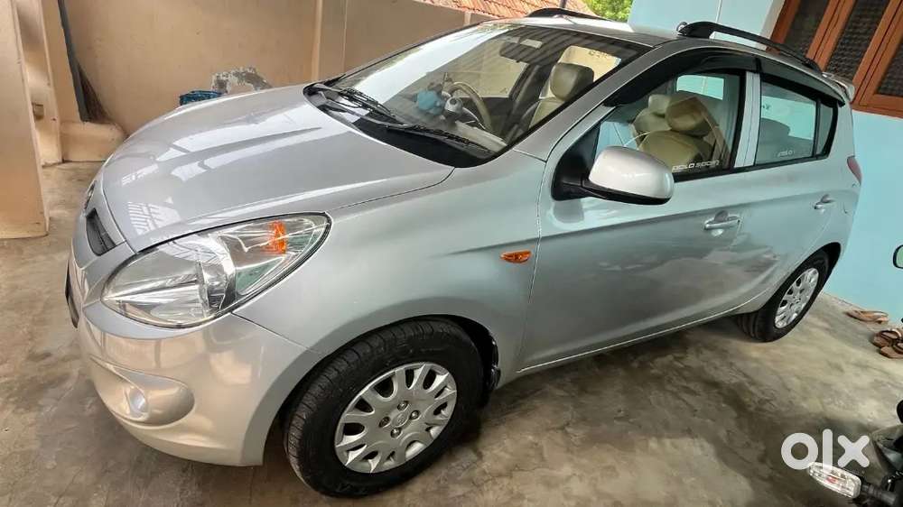 Hyundai I20 2009 Petrol 160000 Km Driven Well Maintained Ac Good