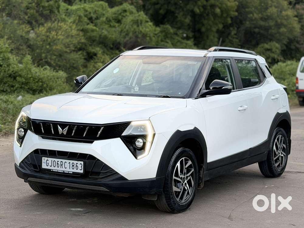 Mahindra Xuv 3xo Ax5 1.5 Diesel Autoshift Plus, 2025, Diesel