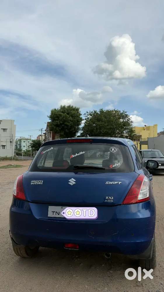Maruti Suzuki Swift Vxi 2012