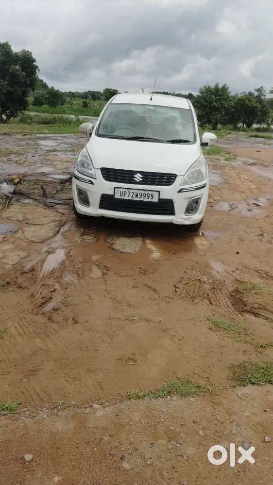 2012 Maruti Suzuki Ertiga Diesel Zxi &ndash; Top Model

 Demand: ₹6,00,