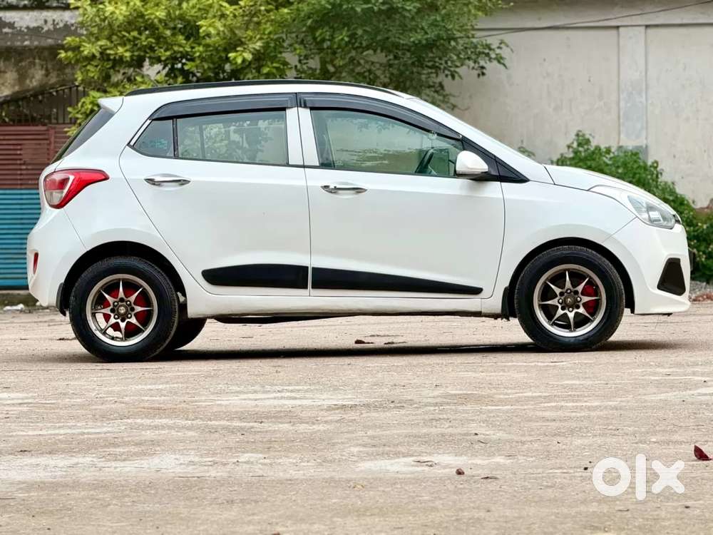 Hyundai Grand I10 Sportz 1.2 Kappa Vtvt, 2015, Petrol