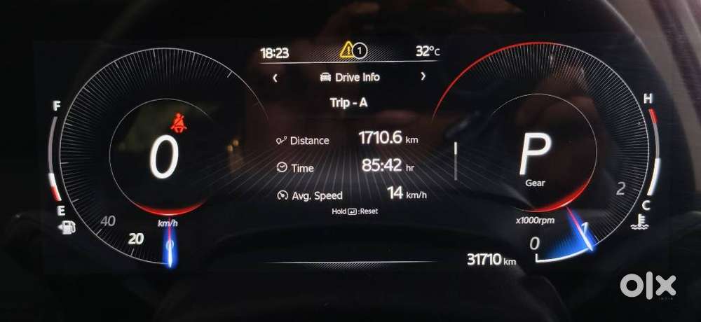 Mahindra Xuv700 2.2 Ax 5 Diesel At 7 Str, 2022, Diesel