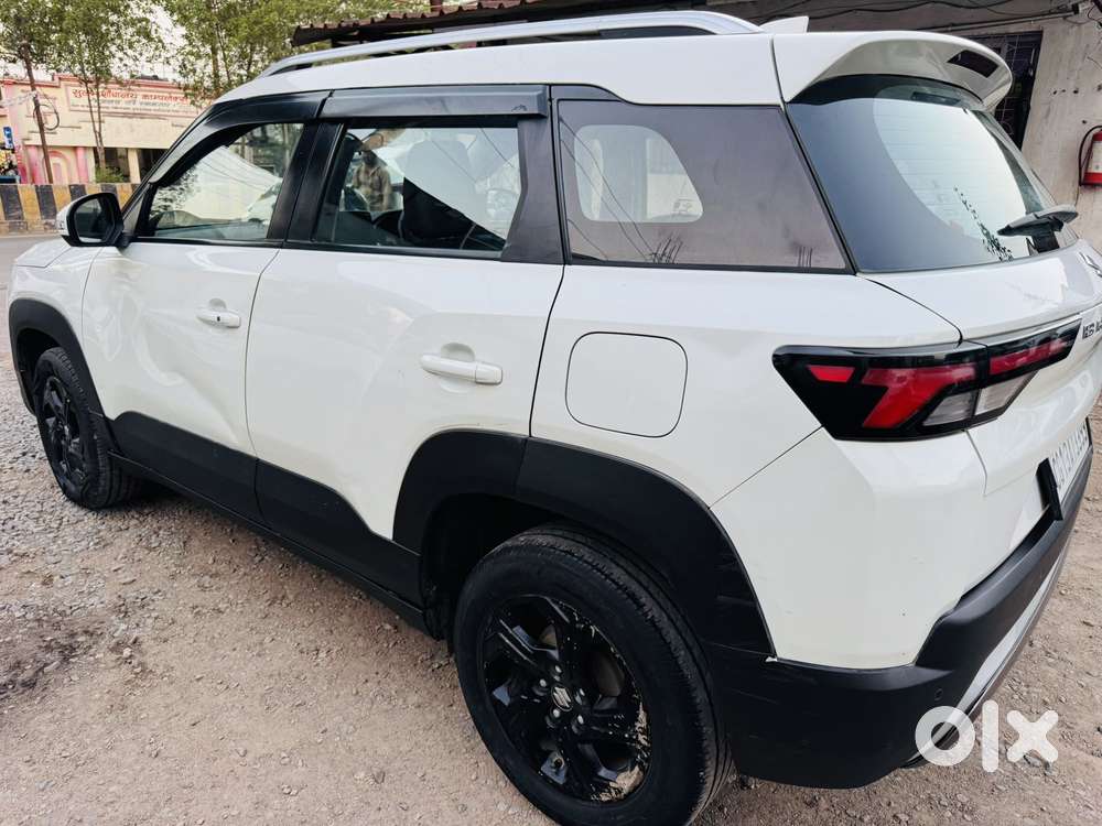 Maruti Suzuki Brezza 1.5 Zxi Smart Hybrid, 2022, Petrol