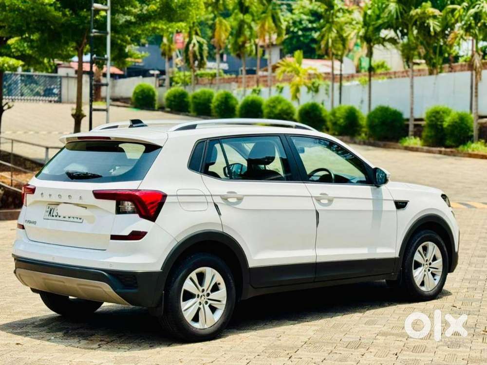 Skoda Kushaq 1.0 Tsi Ambition, 2021, Petrol