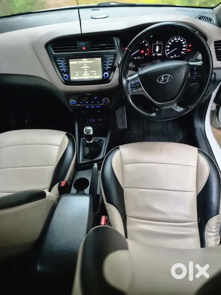 Hyundai I20 Asta Full Option 2016