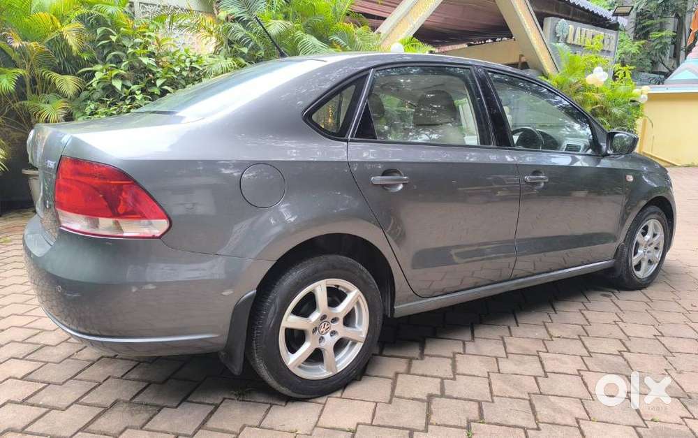 Volkswagen Vento Petrol Highline At, 2014, Petrol