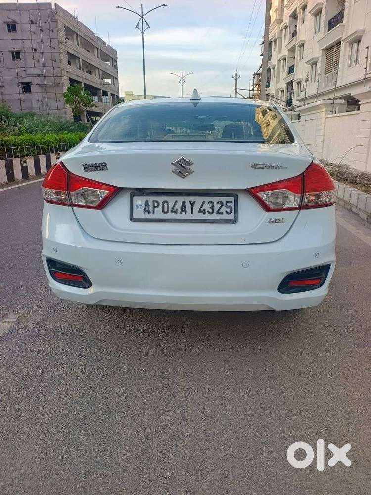 Maruti Suzuki Ciaz Zdi Shvs, 2015, Diesel