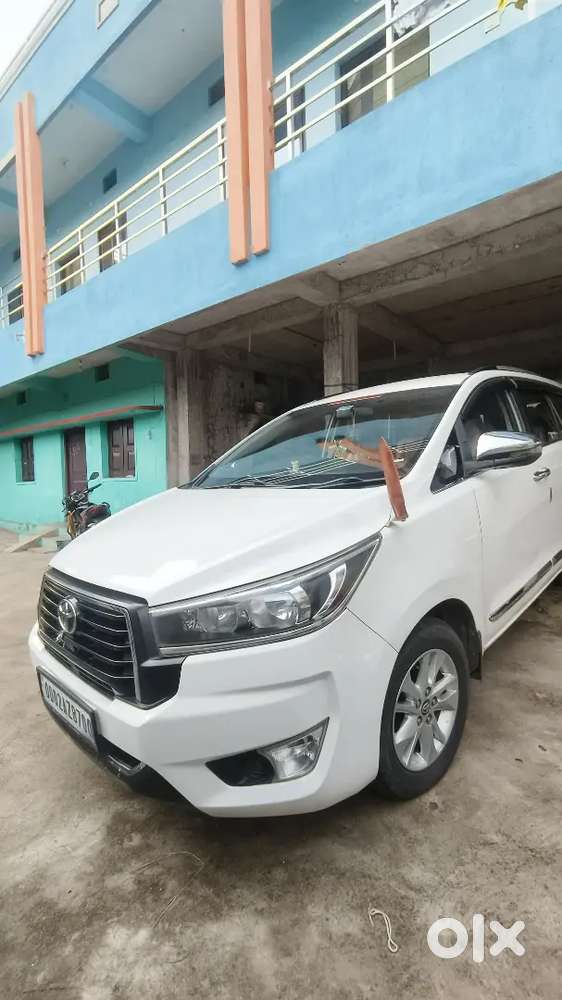 Toyota Innova Crysta 2018 Diesel Well Maintained