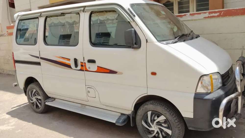 Maruti Suzuki Eeco 2017 Petrol 40000 Km Driven