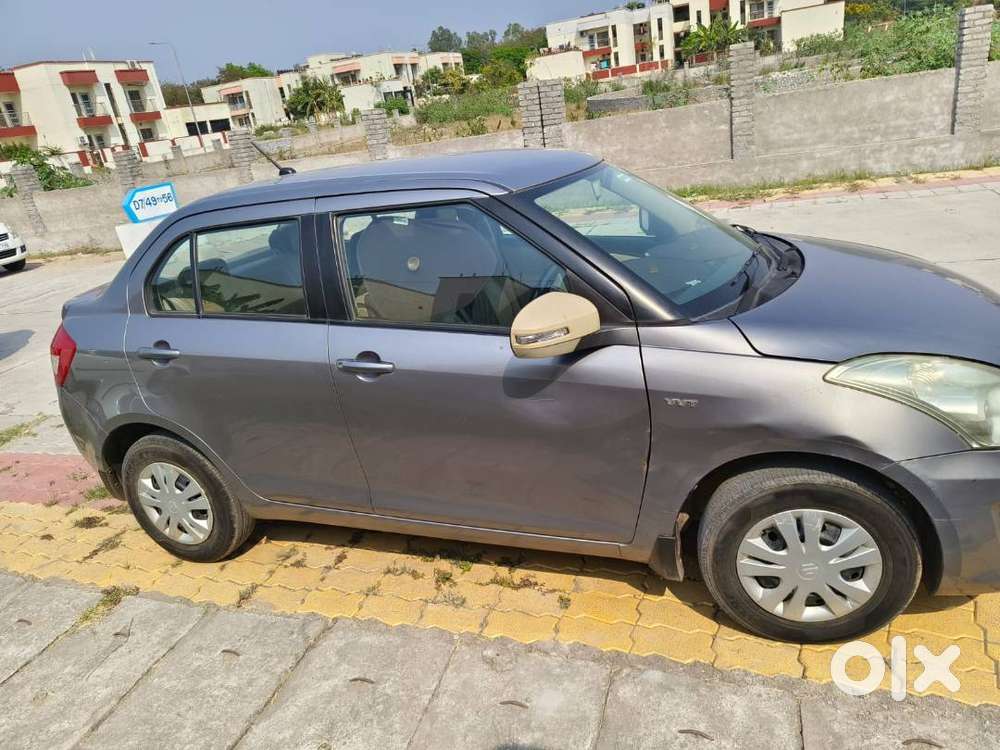 Swift Dzire 2012 Petrol Manual ( Glistening Gray - Well Maintained)