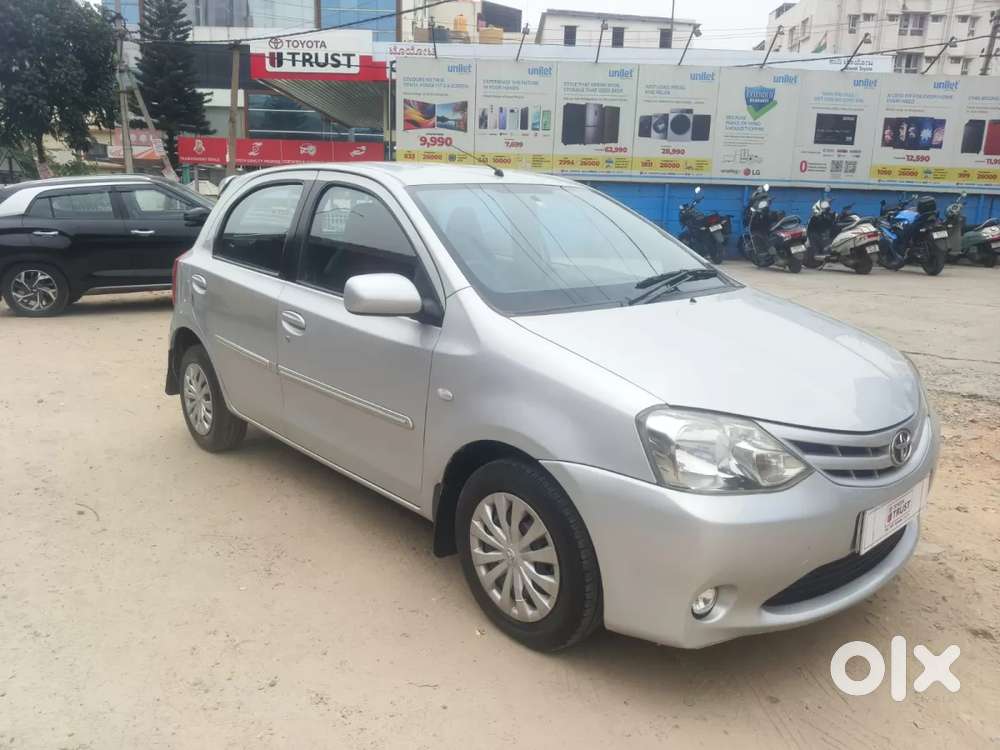 Toyota Etios Liva 1.2 G, 2012, Petrol