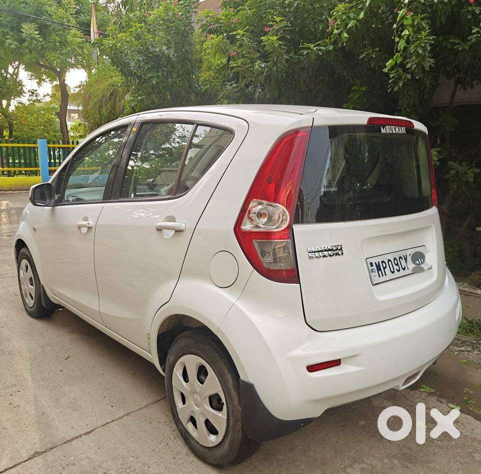 Maruti Suzuki Ritz Vxi, 2012, Petrol