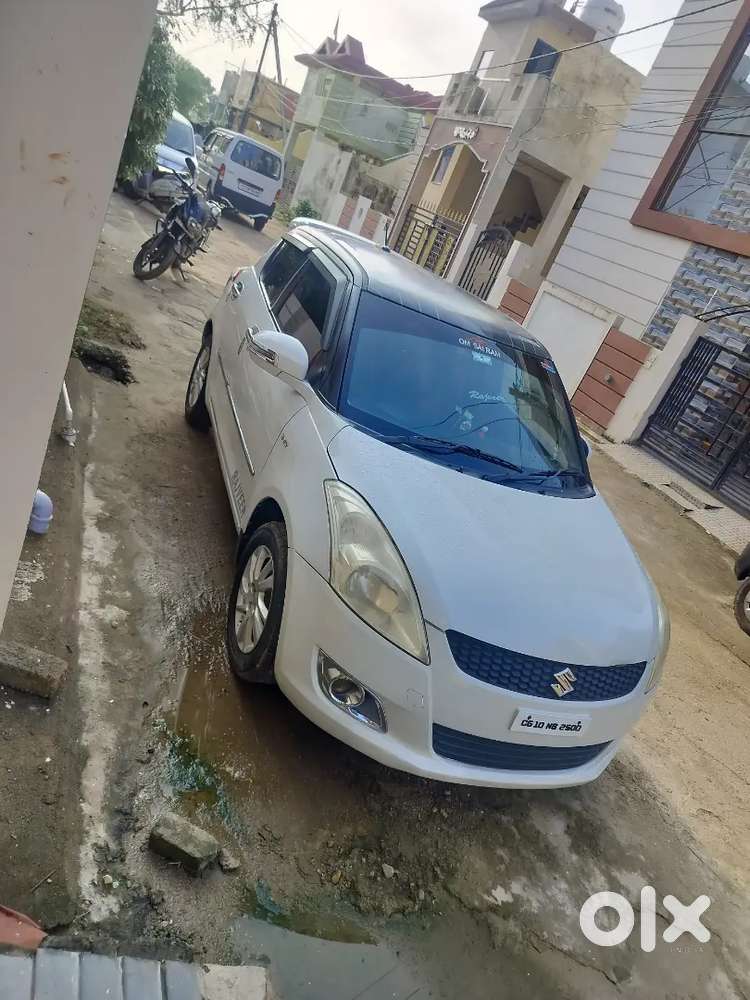 Maruti Suzuki Swift 2013 Petrol Manual